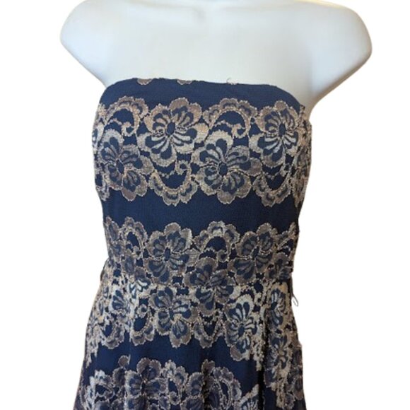 Blue and White Lacy Strapless Dress Size Medium - Picture 3 of 9